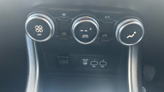 Renault Captur 1.5 dCi 115 Iconic 5dr Diesel Hatchback